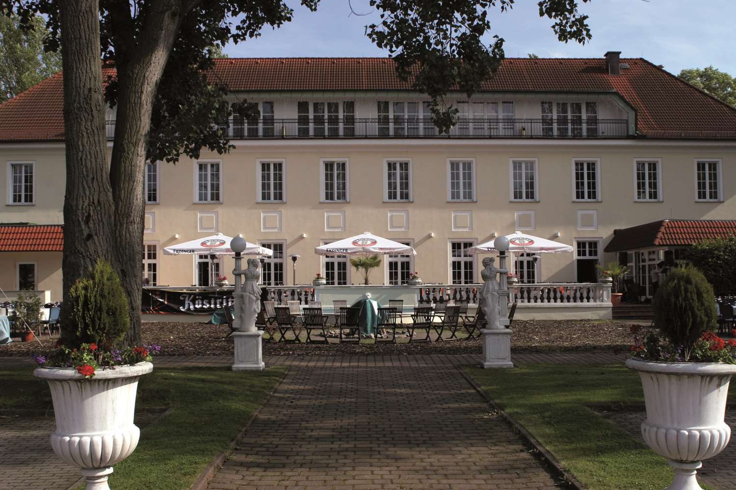 Hotel Der Lindenhof Гота Екстериор снимка