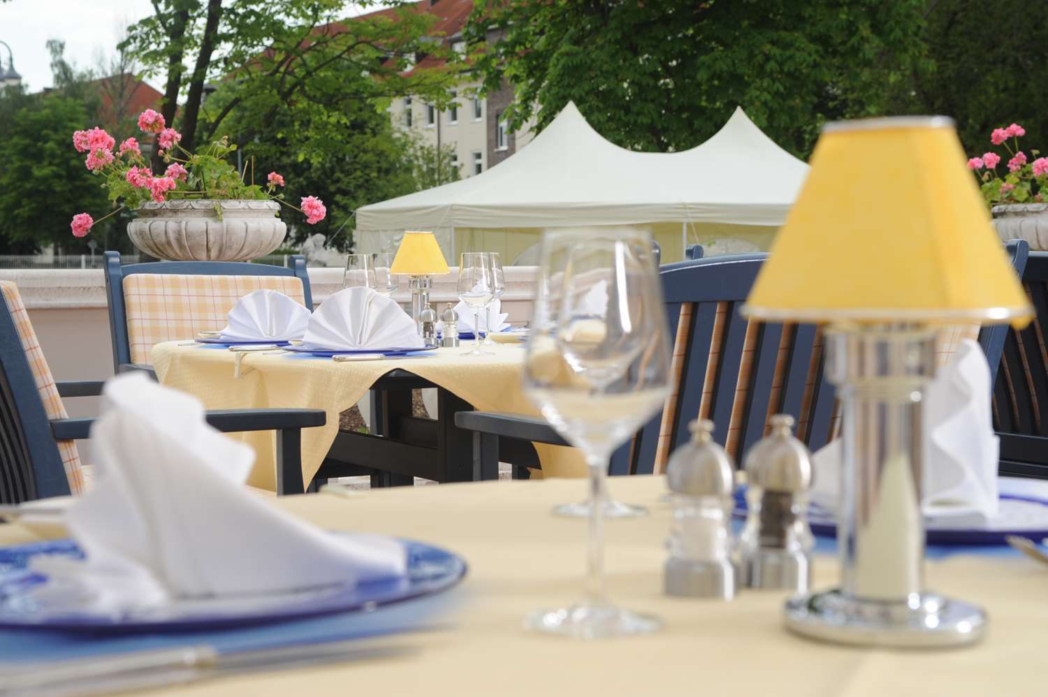 Hotel Der Lindenhof Гота Екстериор снимка